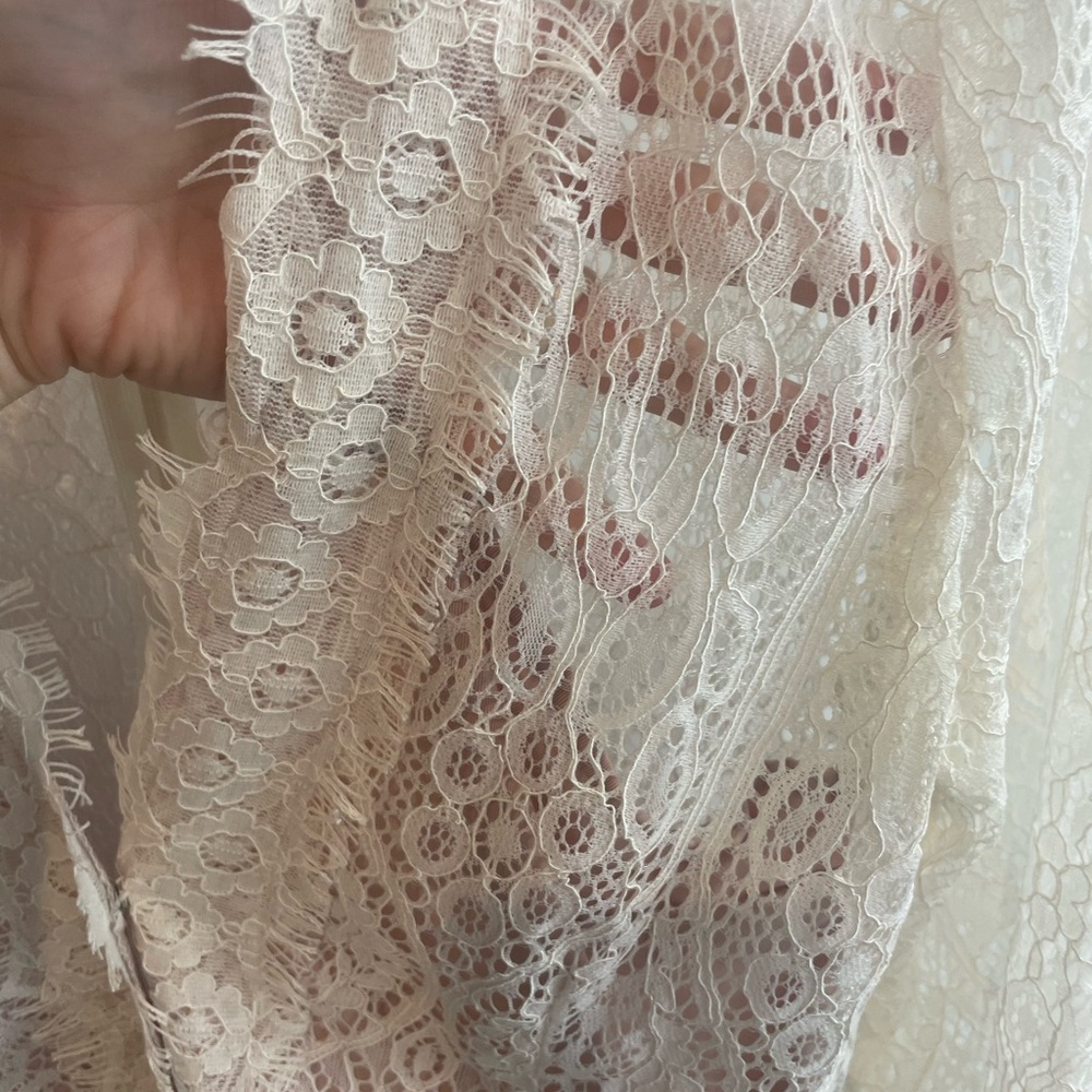 Lace romper - Picture 3 of 4
